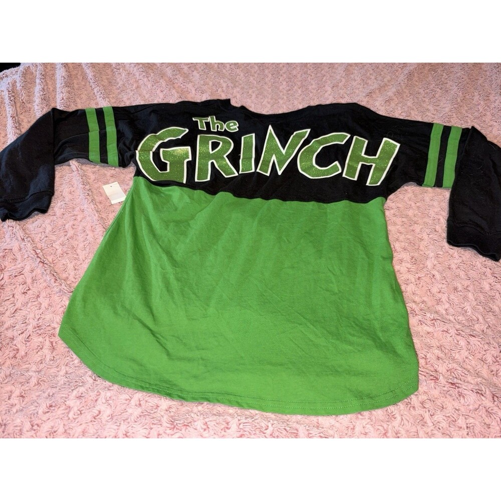 Universal Studios Grinchmas The Grinch Spirit Jersey Style Shirt Size Green XS